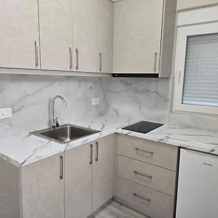 Fraj Homes Apartmán *